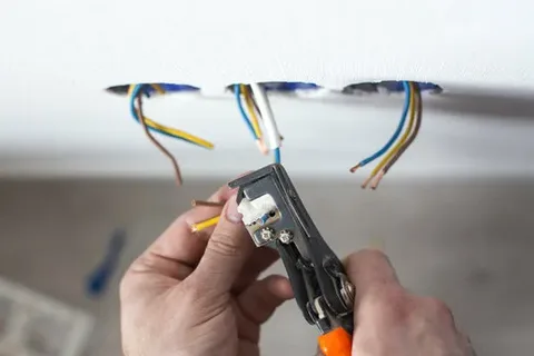 Home Rewiring Services in Kissimmee, FL – Who Can Help?