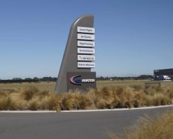 imgi_169_Pylon-signs-1-scaled